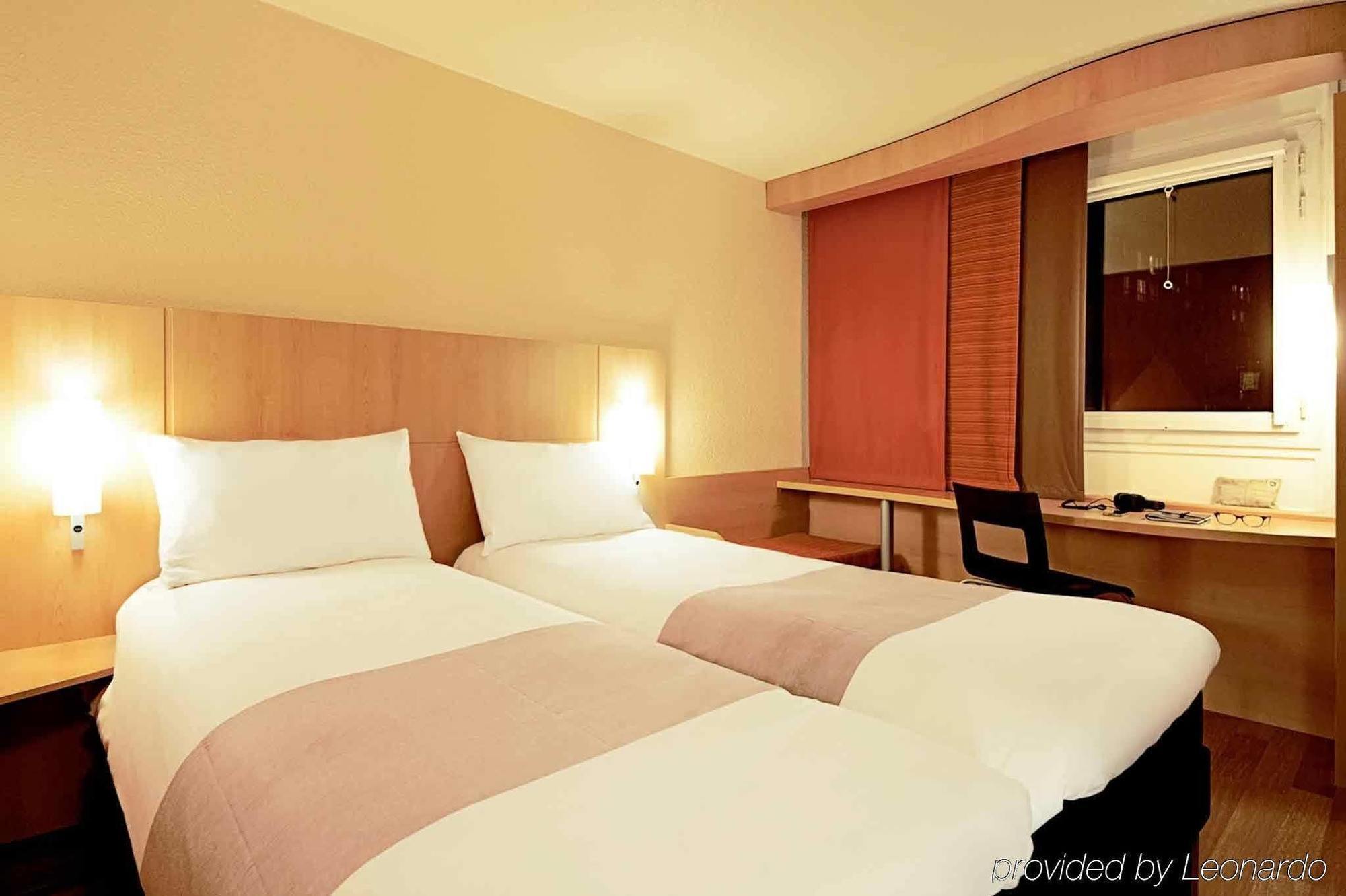 Ibis Chengdu Yongfeng Hotel Exterior foto